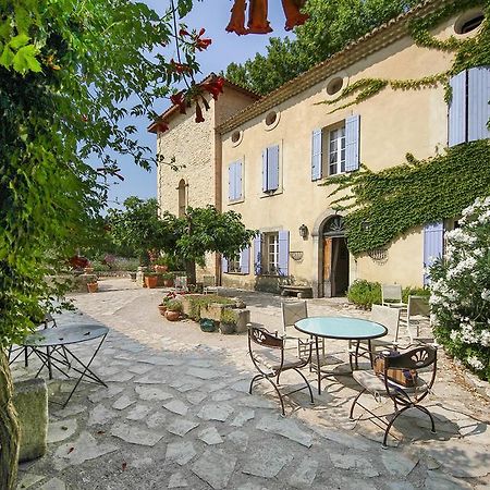 Gite Des Carmes And Spa Le Thor Exterior photo